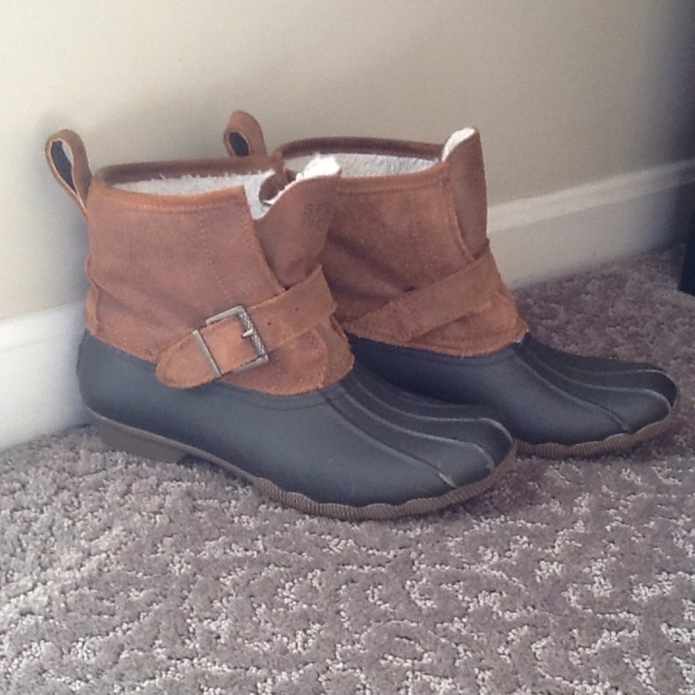 Sperry duck boots